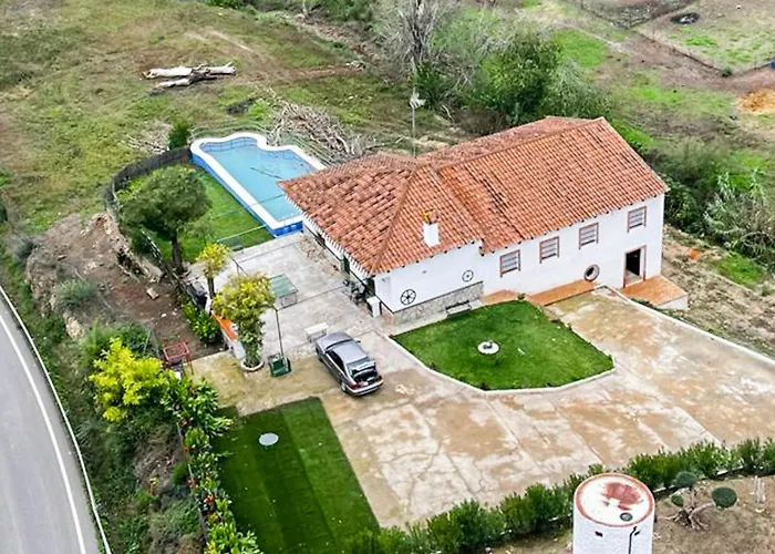 6 Bedroom Amazing Home In La Puebla De Los Infan