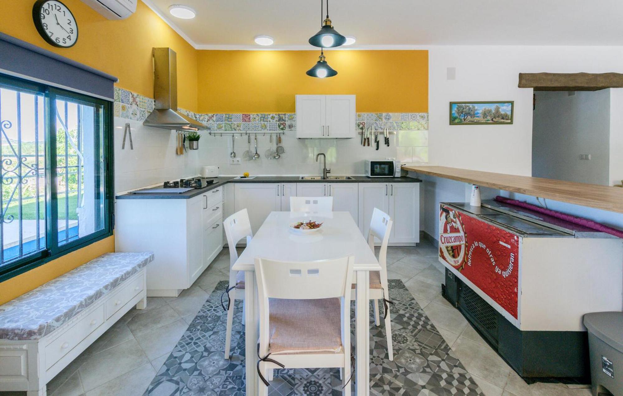 6 Bedroom Amazing In La Puebla De Infan Holiday home