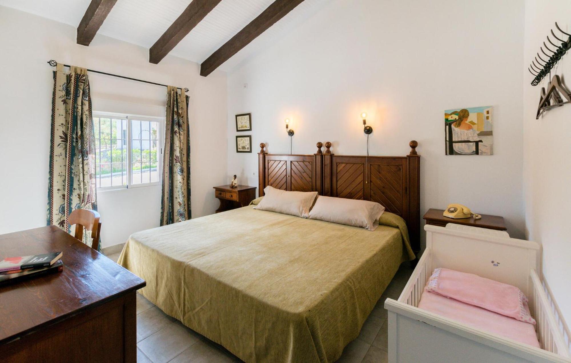 6 Bedroom Amazing In La Puebla De Infan Holiday home